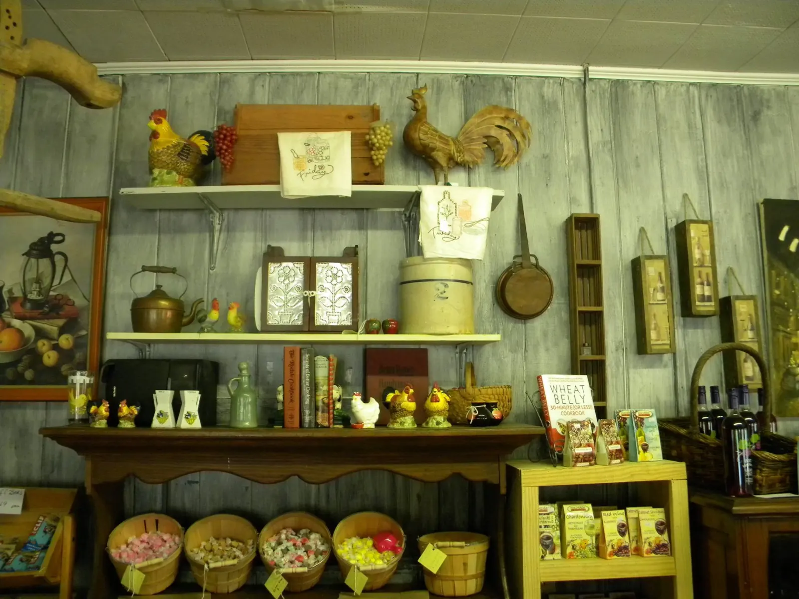 Interior of Marilyn's Old Country Store